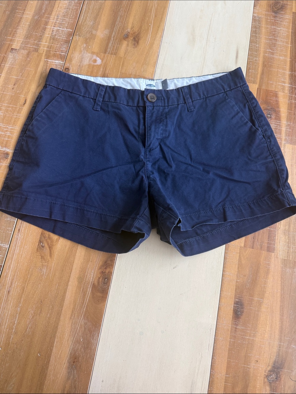 Old Navy Women's Navy Casual Chino Shorts